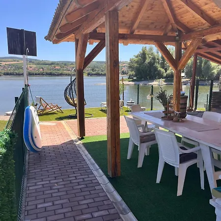 Danube 1272 *